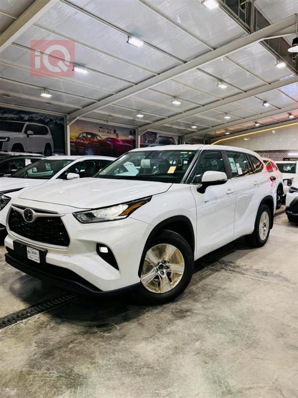 تۆیۆتا هایلاندەر 2025  بۆ فرۆشتن لە عێراق -  بەغداد